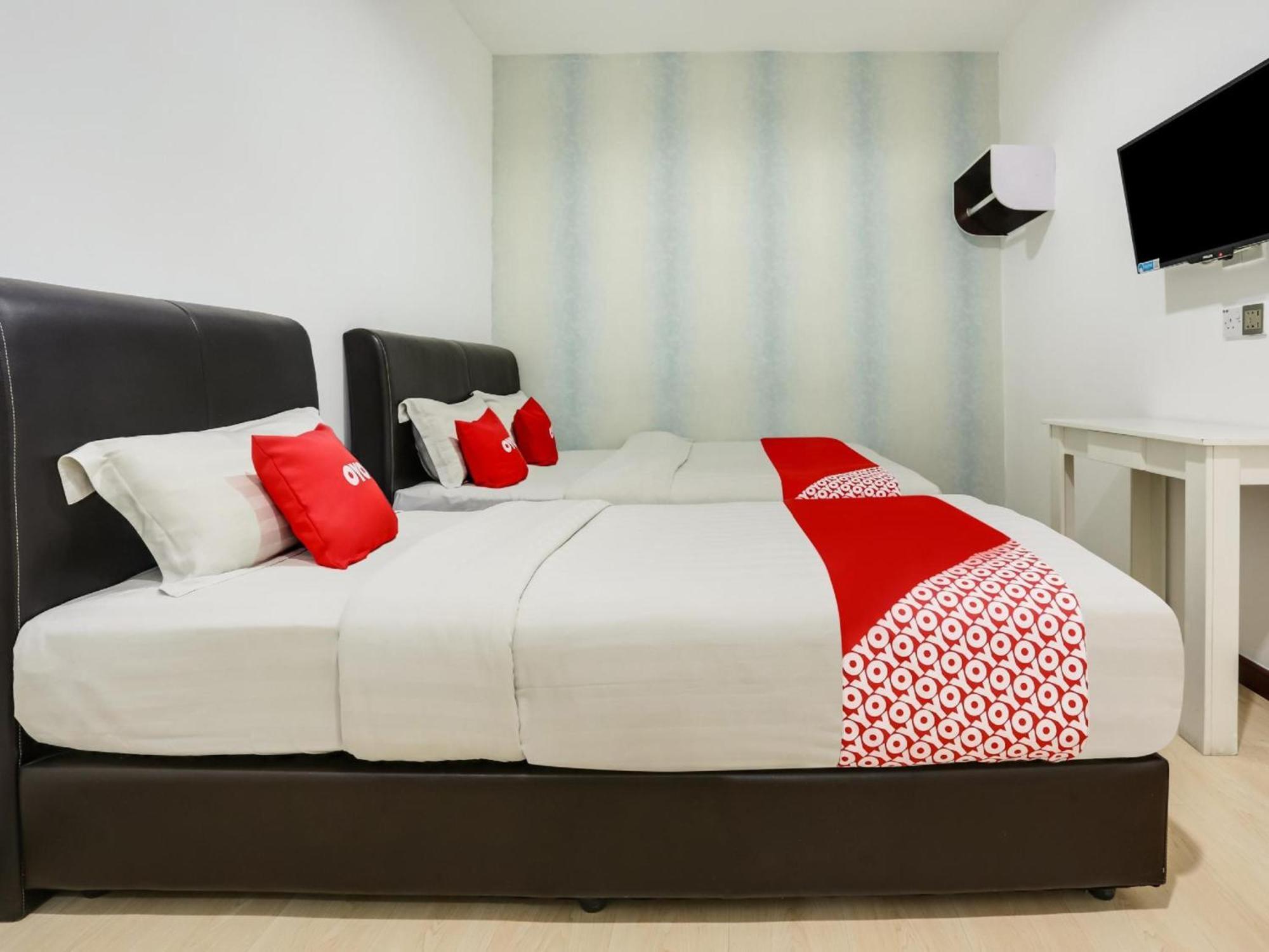 OYO 89583 Grove Hotel Kajang Buitenkant foto